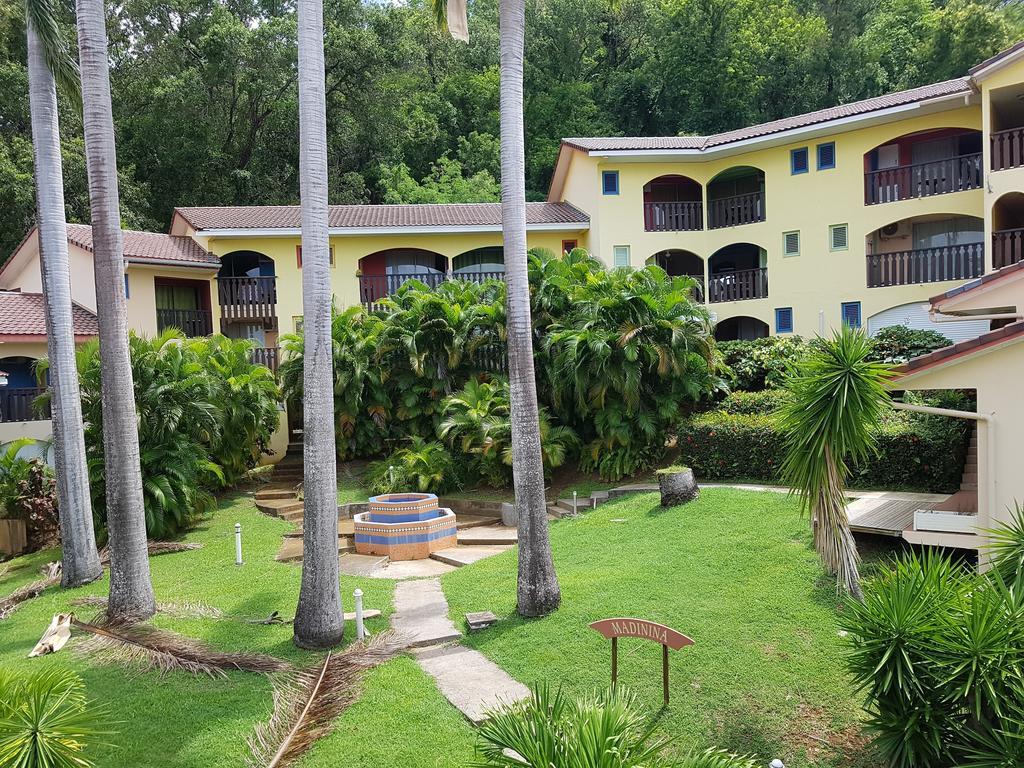 les hauts de caritan Sainte-Anne Extérieur photo